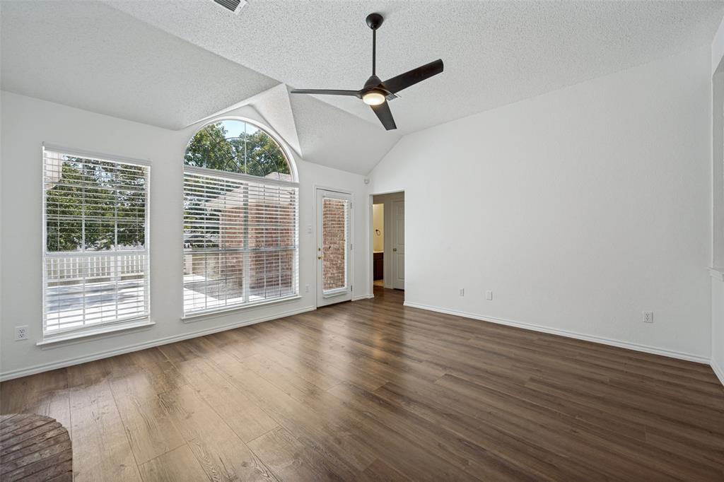 1521 Morrison Drive Property Photo 5
