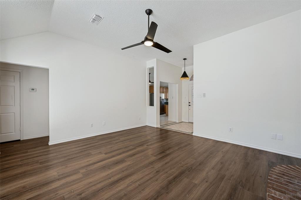 1521 Morrison Drive Property Photo 7
