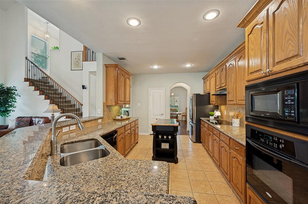 13442 Four Willows Drive Property Photo 8