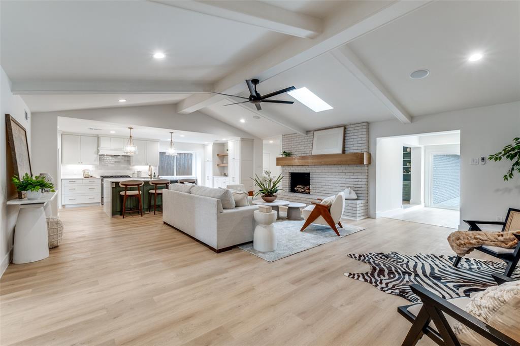9406 Arborhill Drive Property Photo 12