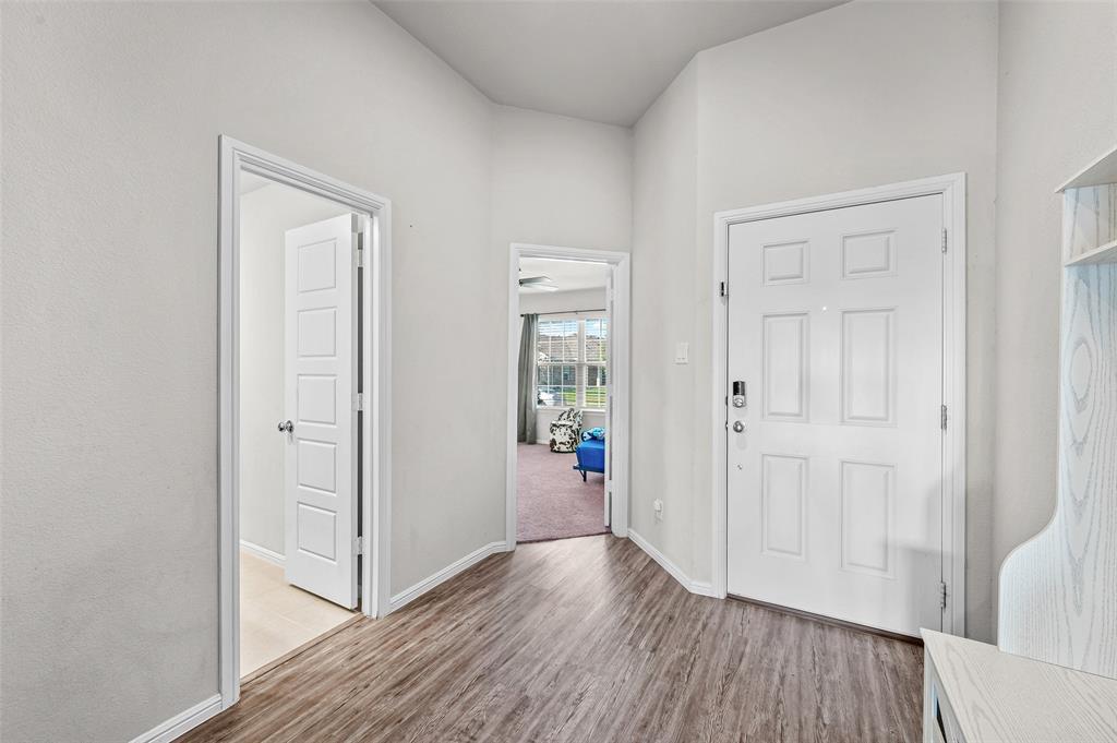 8740 Copper River Drive Property Photo 6