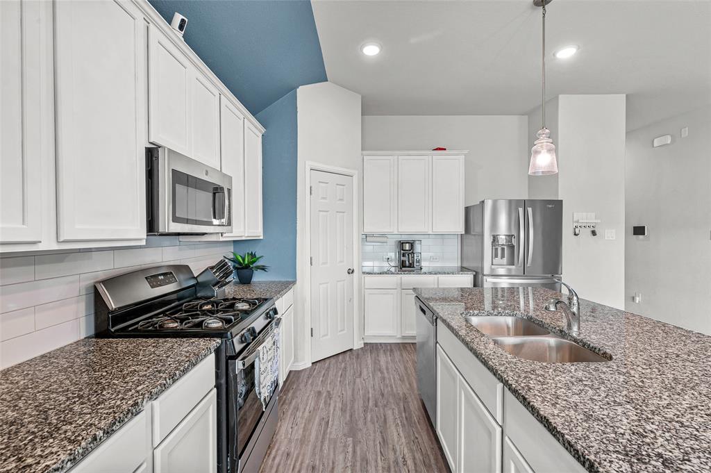 8740 Copper River Drive Property Photo 12