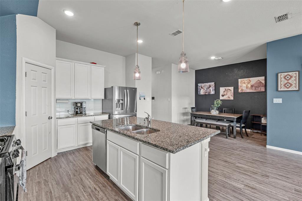 8740 Copper River Drive Property Photo 13