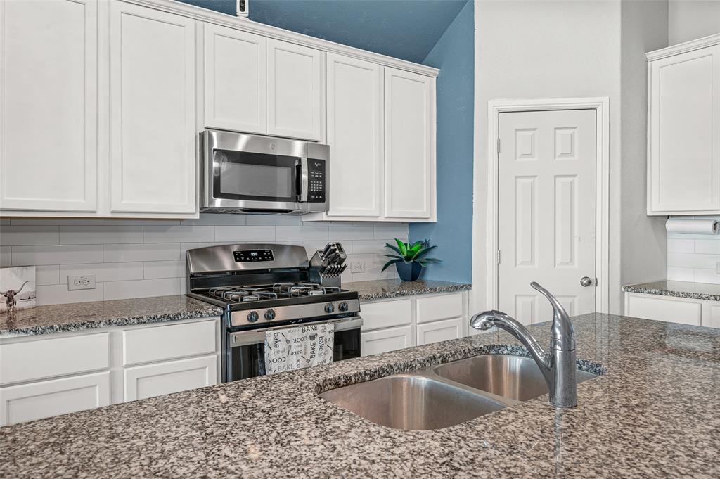 8740 Copper River Drive Property Photo 14