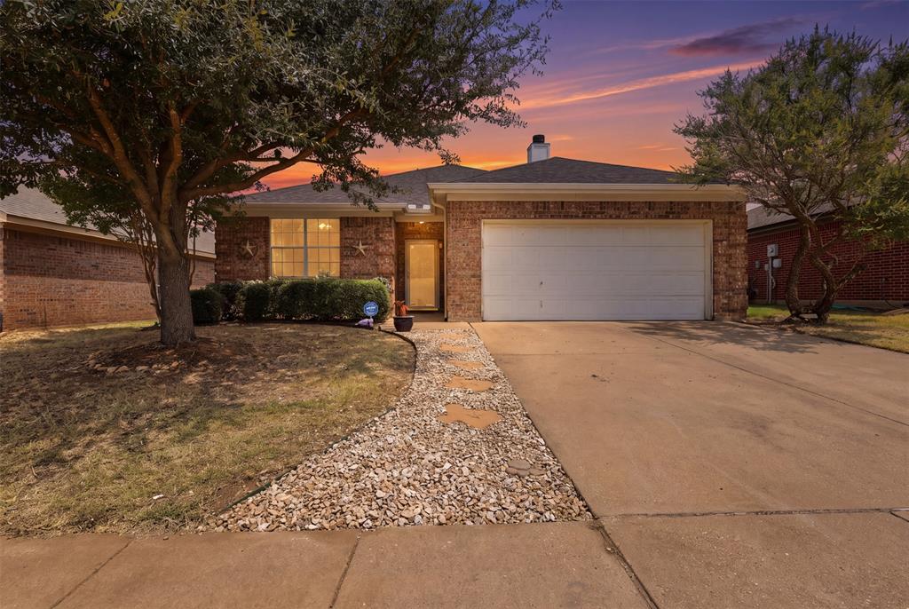 213 Sardius Boulevard Property Photo 1