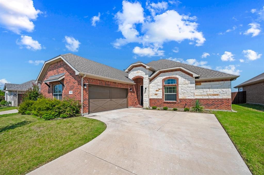1303 Deer Hollow Drive Property Photo 1