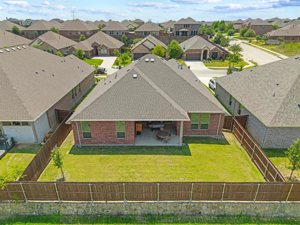 1303 Deer Hollow Drive Property Photo 4