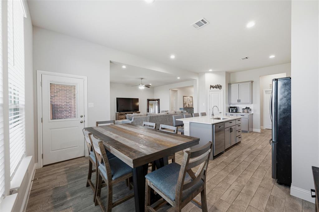 1303 Deer Hollow Drive Property Photo 19