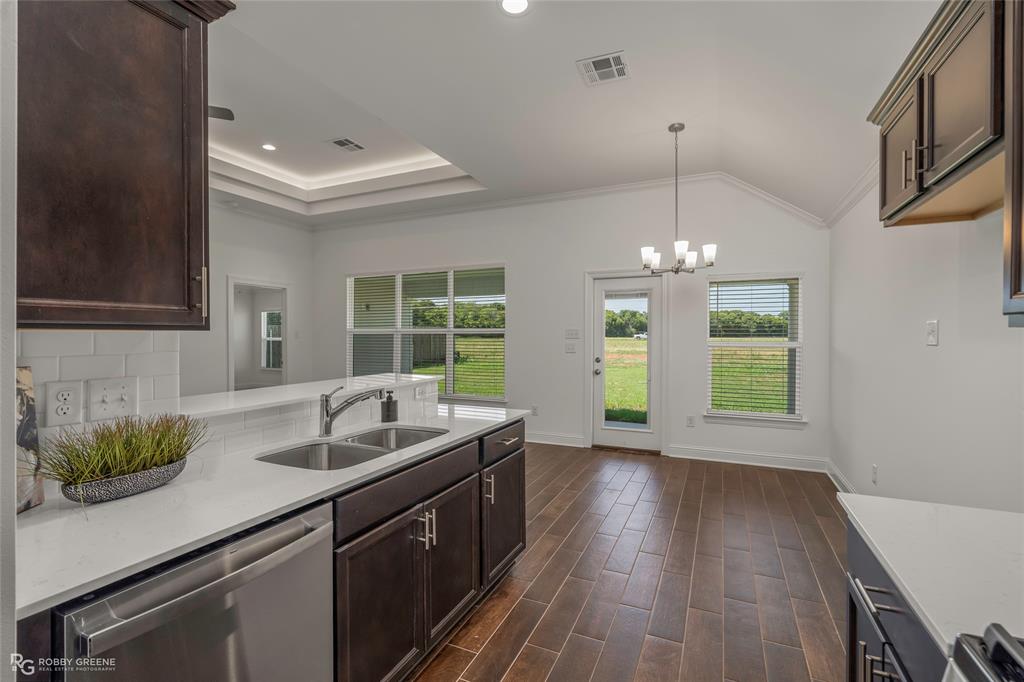 4206 Toledo Bend Drive Property Photo 10