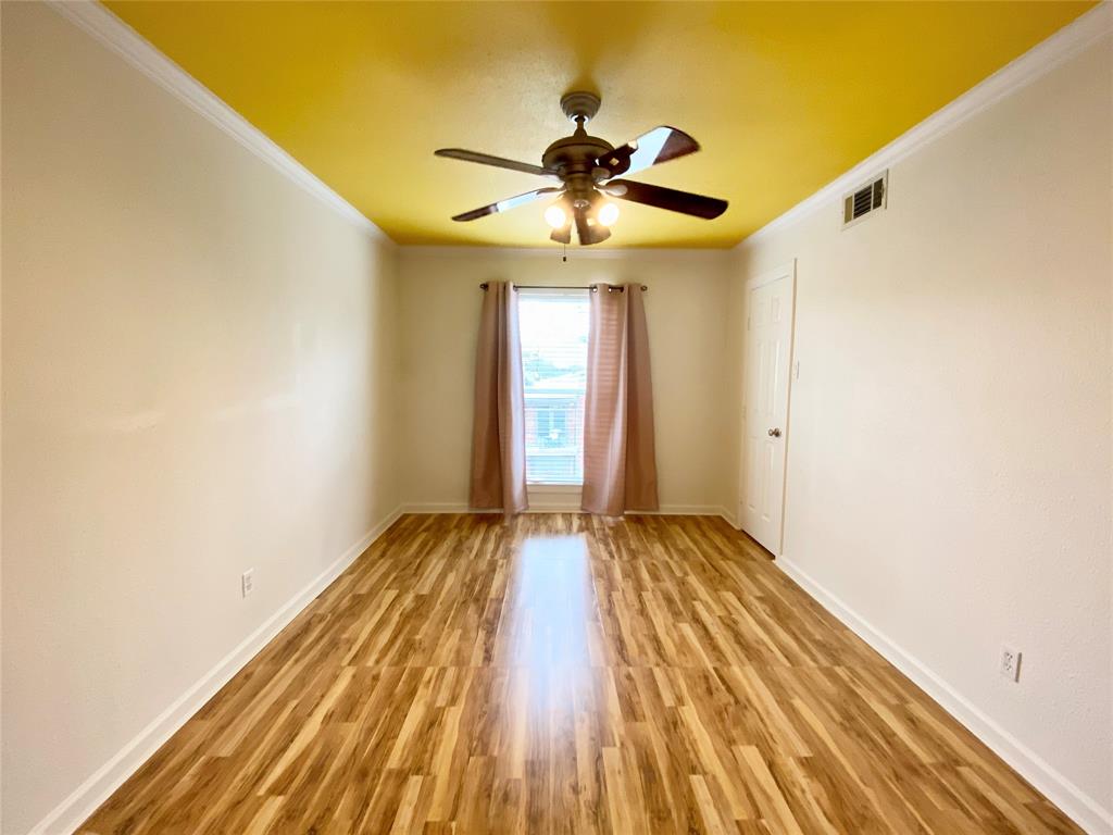 4520 Holland Avenue 206 Property Photo 10