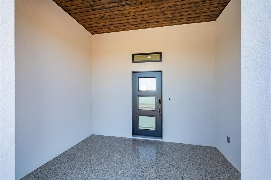 12218 S Fm 600 Property Photo 2