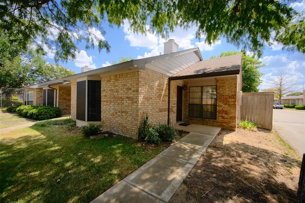 2111 E Beltline Road Property Photo 1