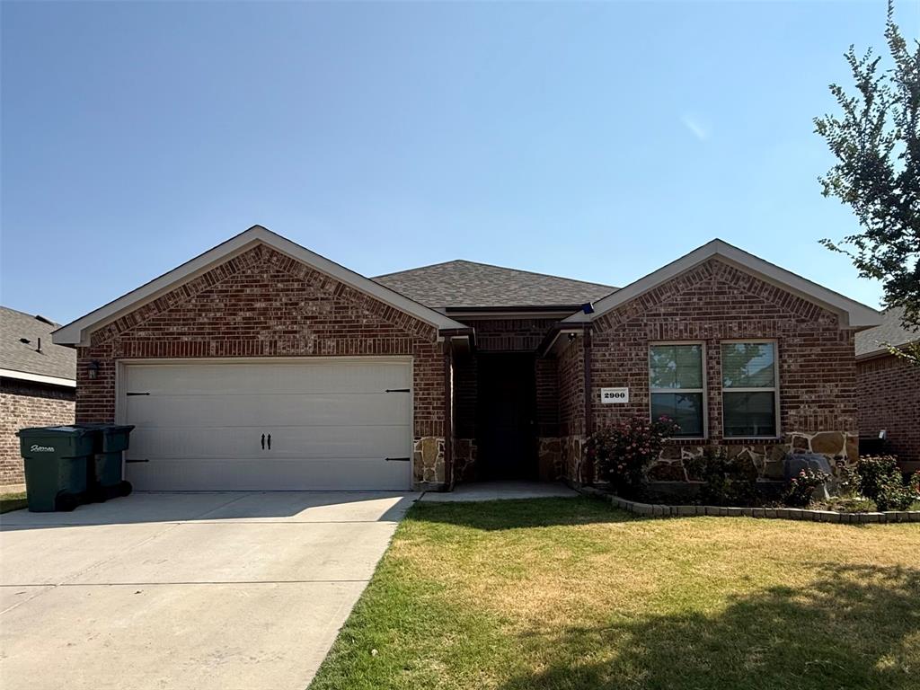 2900 Peony Drive Property Photo 1