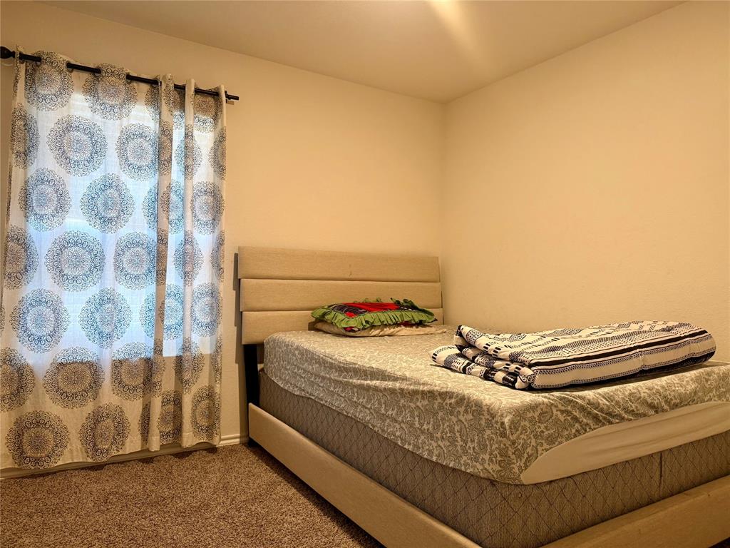 2900 Peony Drive Property Photo 13