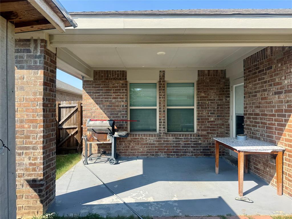 2900 Peony Drive Property Photo 17