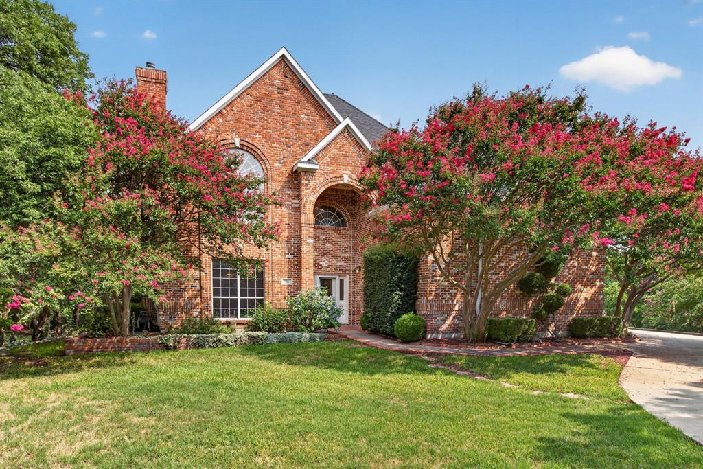 616 Redbud Court Property Photo 3