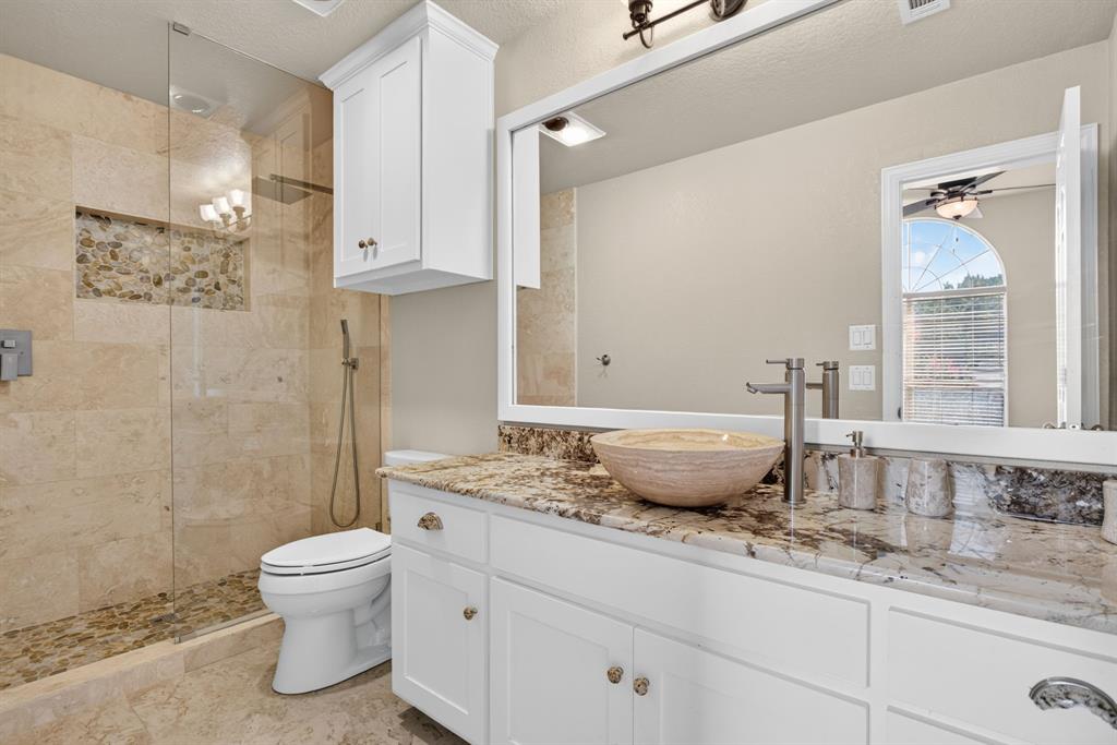 616 Redbud Court Property Photo 26