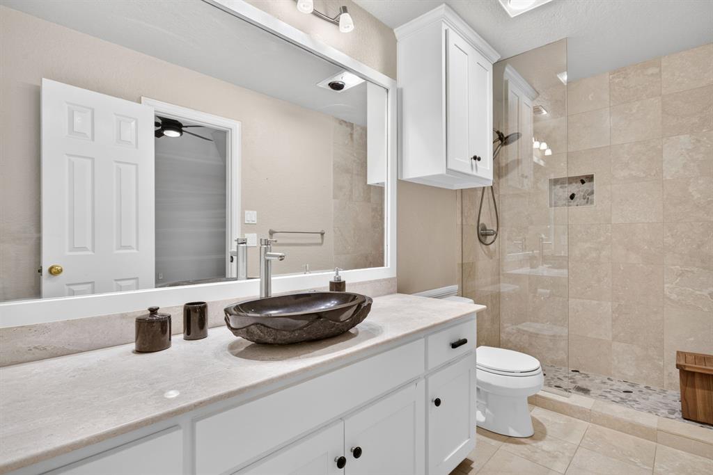 616 Redbud Court Property Photo 28