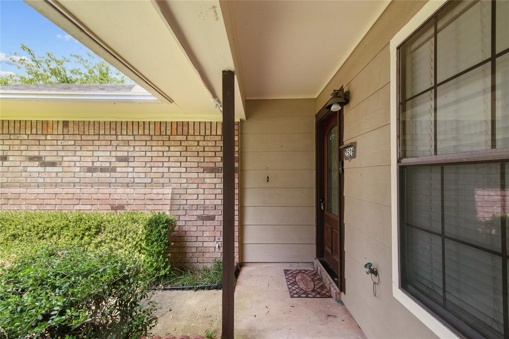 2526 Downs Circle Property Photo 5