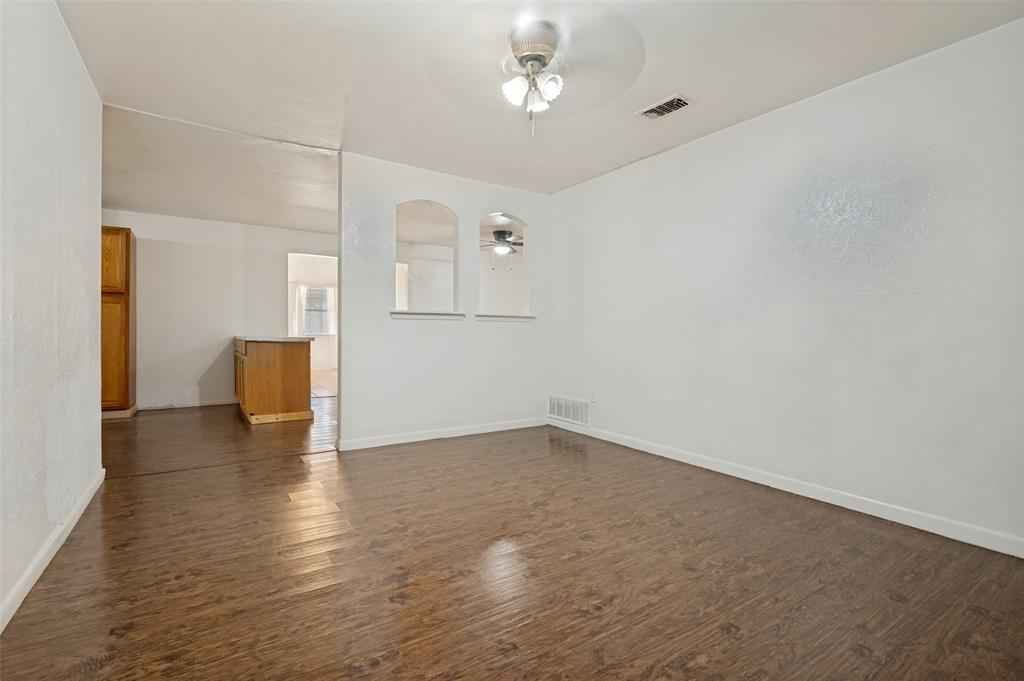 6706 La Grange Drive Property Photo 13