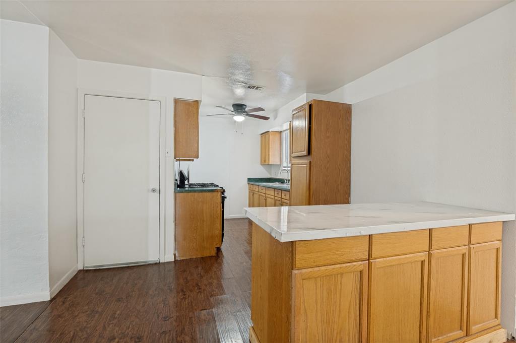 6706 La Grange Drive Property Photo 16