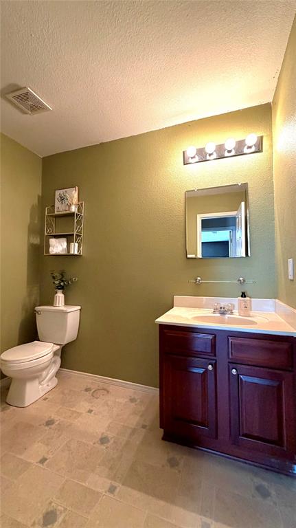 12395 Foothill Lane Property Photo 12