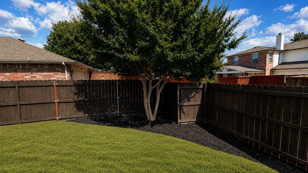 12395 Foothill Lane Property Photo 18