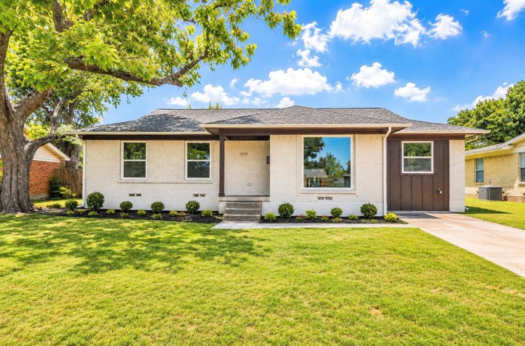 1225 Bluebird Lane