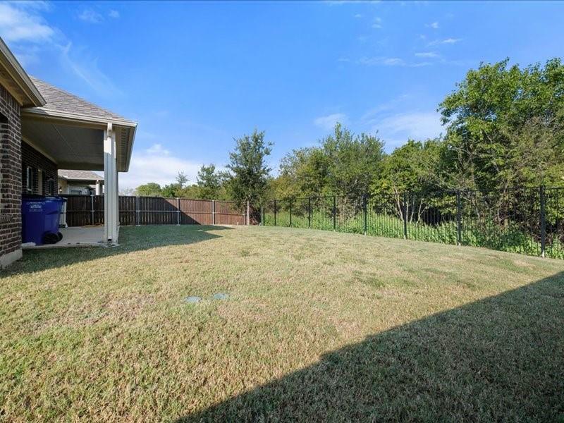 1215 Putnam Street Property Photo 24