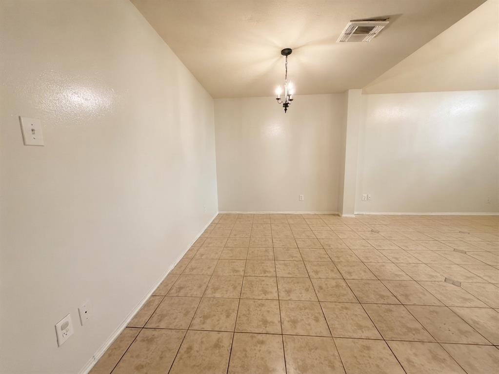 11826 Lelda Lane Property Photo 4