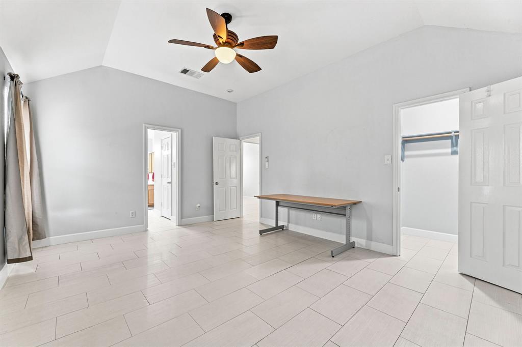 4849 Summer Oaks Lane Property Photo 29