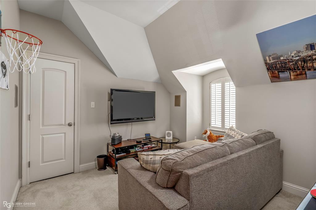 60 Turnbury Drive Property Photo 33