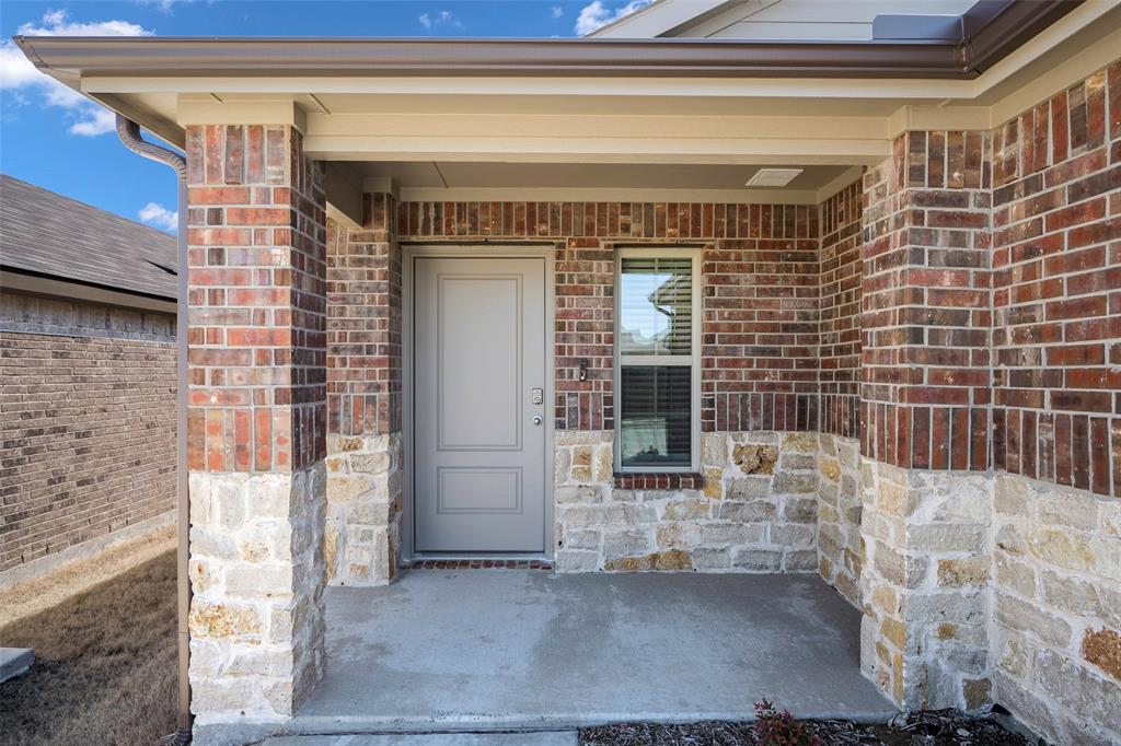 1903 Feeder Way Property Photo 2