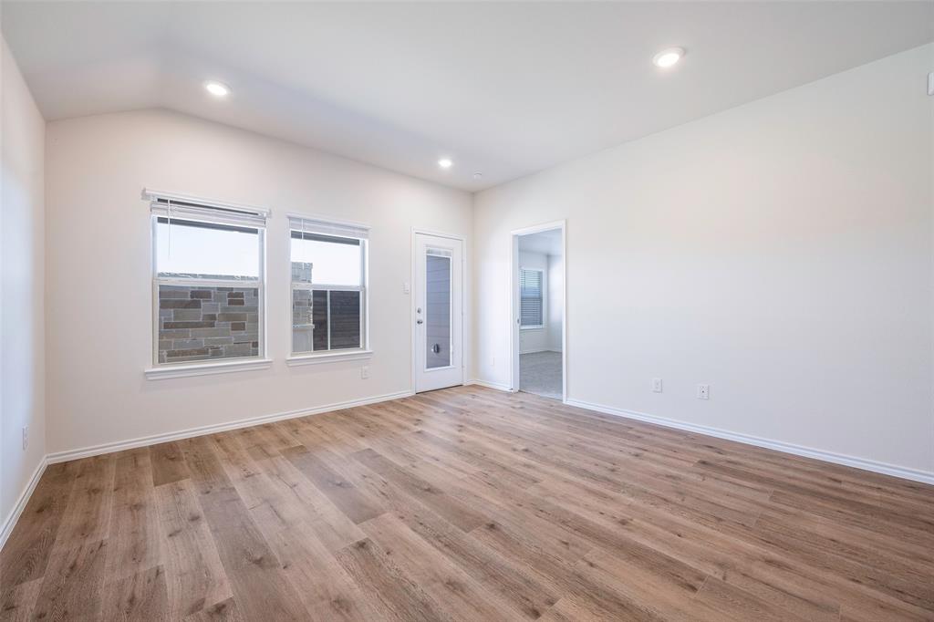 1903 Feeder Way Property Photo 8