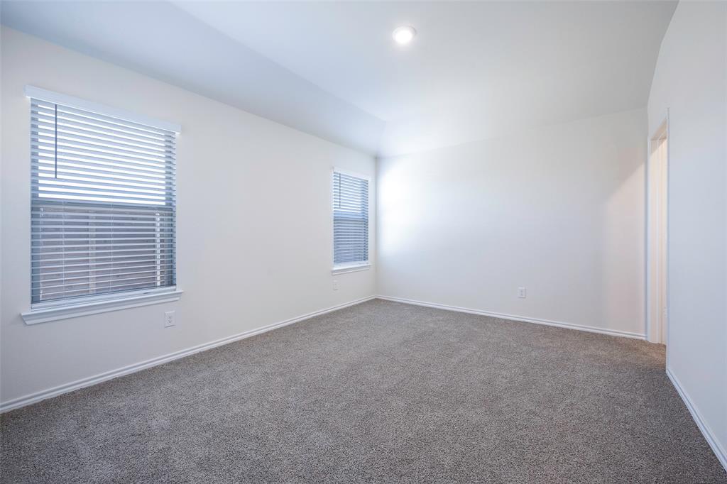1903 Feeder Way Property Photo 10
