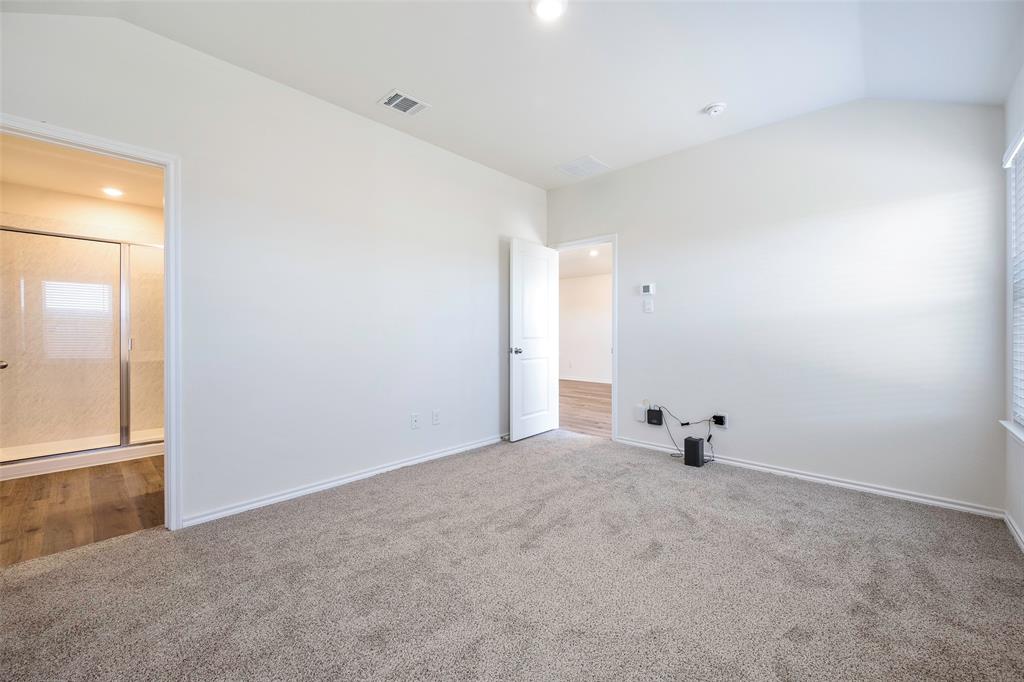 1903 Feeder Way Property Photo 11