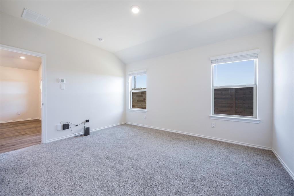 1903 Feeder Way Property Photo 12