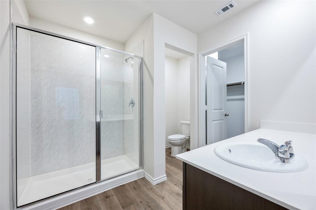 1903 Feeder Way Property Photo 13