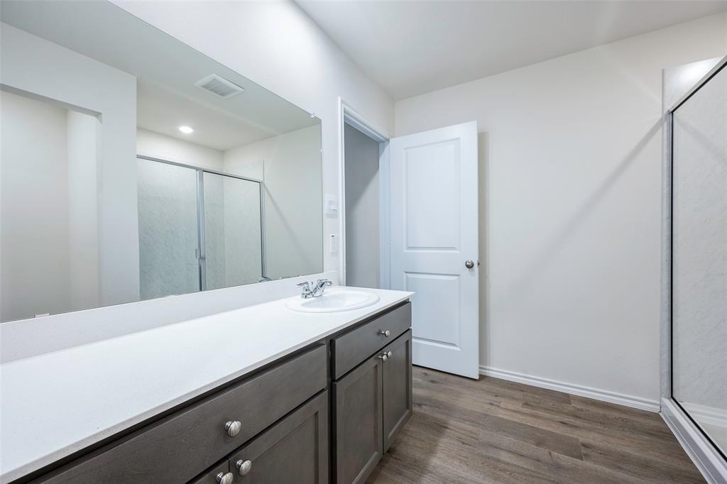 1903 Feeder Way Property Photo 14