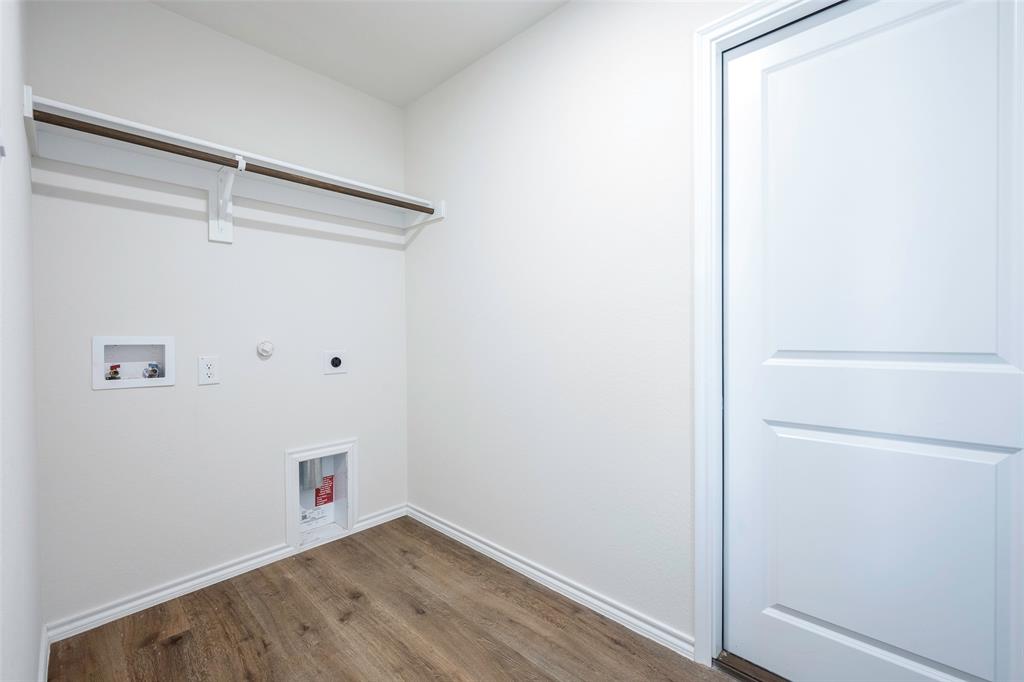 1903 Feeder Way Property Photo 18