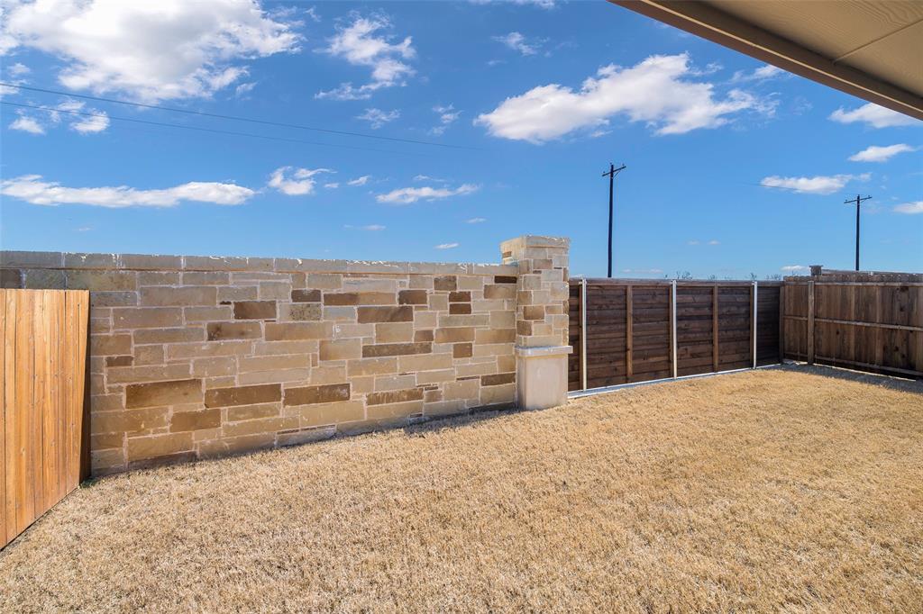 1903 Feeder Way Property Photo 20
