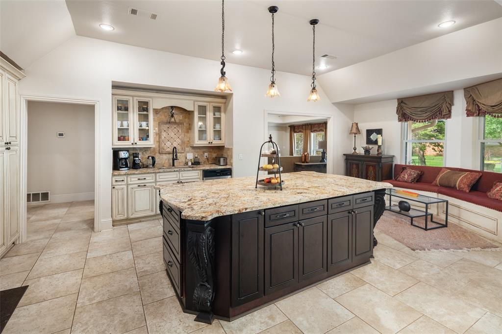 100 Camino Real Property Photo 7