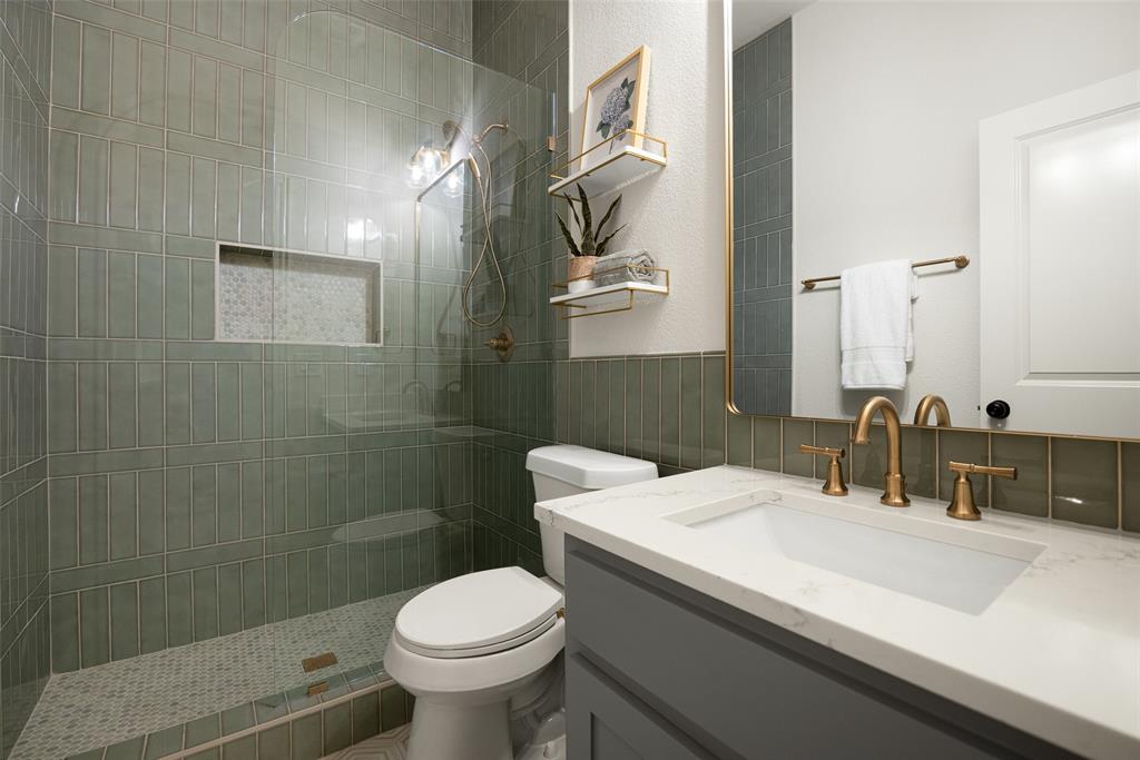 15653 Crown Cove Lane Property Photo 23