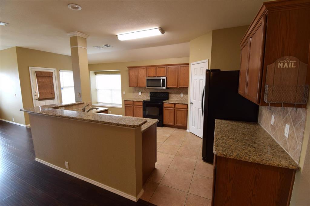1006 Abigail Drive Property Photo 3