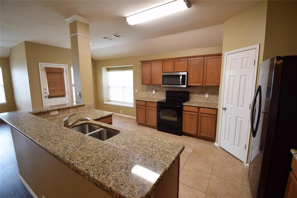 1006 Abigail Drive Property Photo 4
