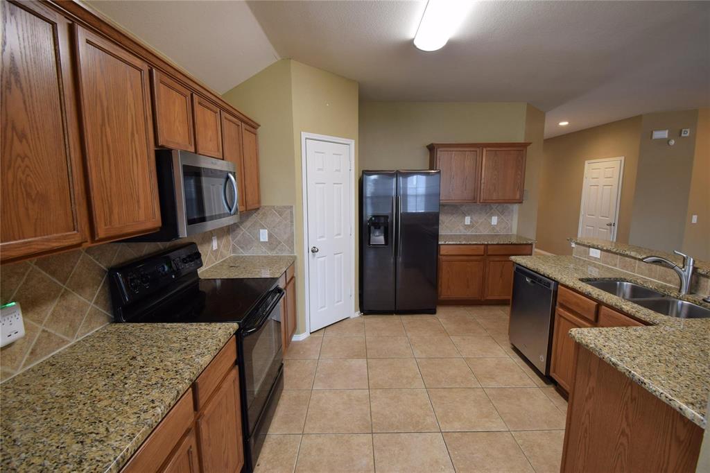 1006 Abigail Drive Property Photo 5