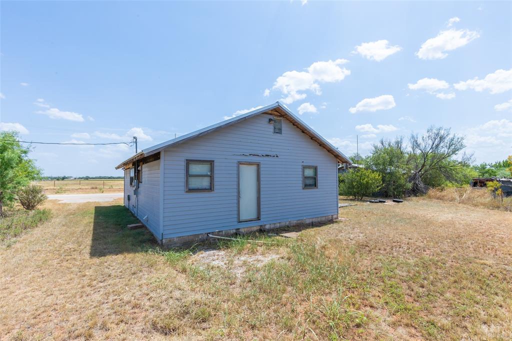 12143 County Road 509 Property Photo 6