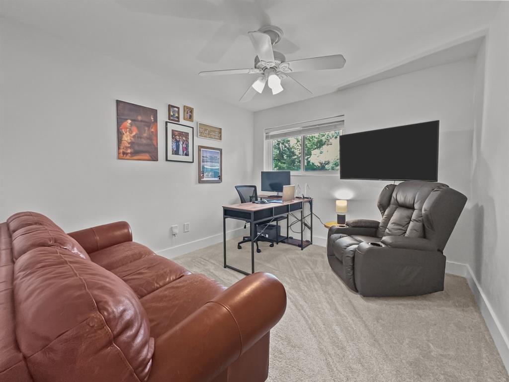 312 Meadowlark Drive Property Photo 17