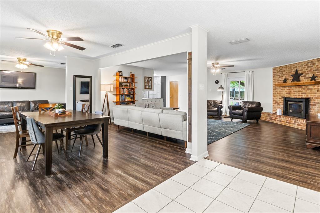4 Circle Drive Property Photo 1