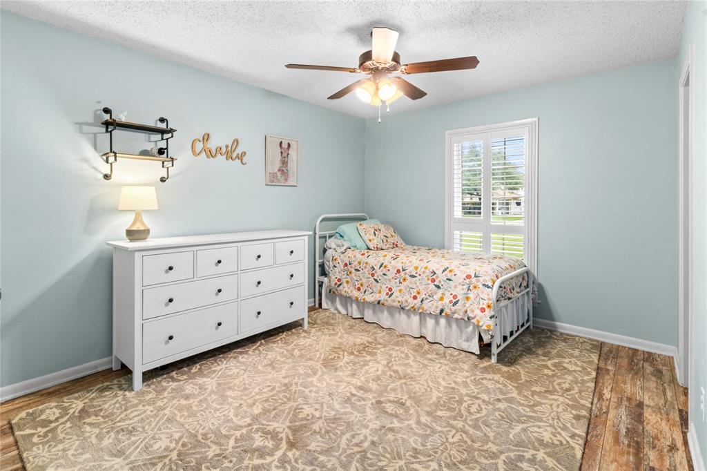 4 Circle Drive Property Photo 15